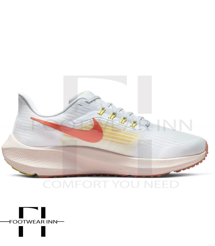 Nike Air Zoom Pegasus 39 Running Shoe